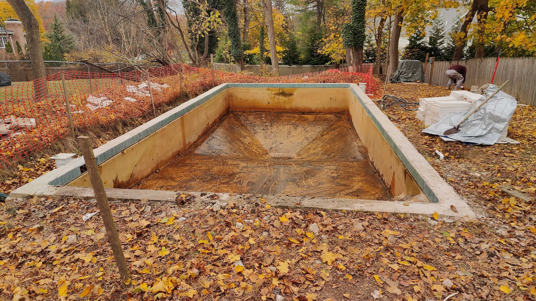 Pool before acid wash